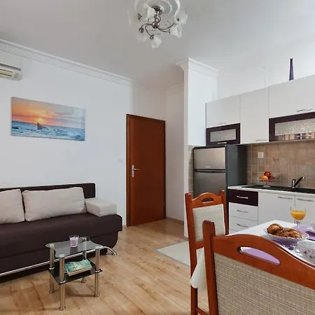 Apartments Tihi Val Split Exterior photo